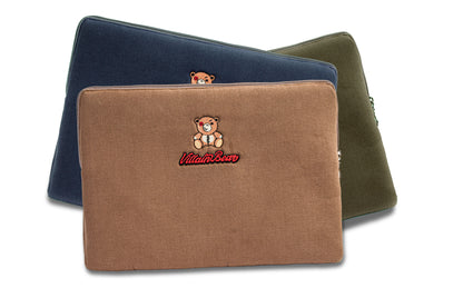 Villain Bear Olive Green Laptop Kılıfı